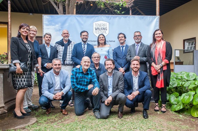 Unos 200 senderistas se reúnen en el 'Tenerife Walking Festival'