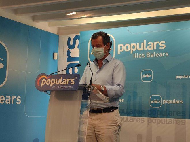 El PP pide pruebas PCR a docentes, sanitarios y fuerzas de seguridad y test masivos a la población