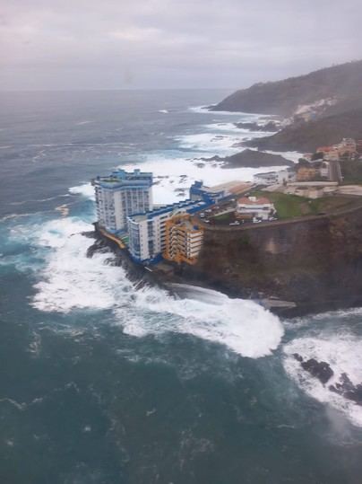 Búsqueda en marcha por mujer caída al mar en Tenerife