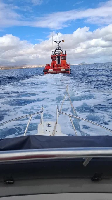 Salvamento Marítimo rescata embarcación averiada en Fuerteventura