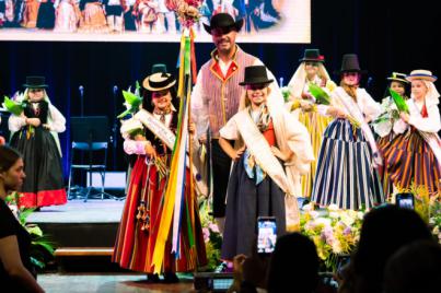 La niña Triana Déniz es elegida Romera Infantil y Milagros Báez, Romera de Mayores de las fiestas de San Benito Abad
