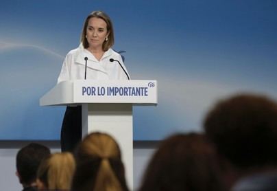 Gamarra acusa a Sánchez de ceder ante Bildu por el acercamiento de presos terroristas