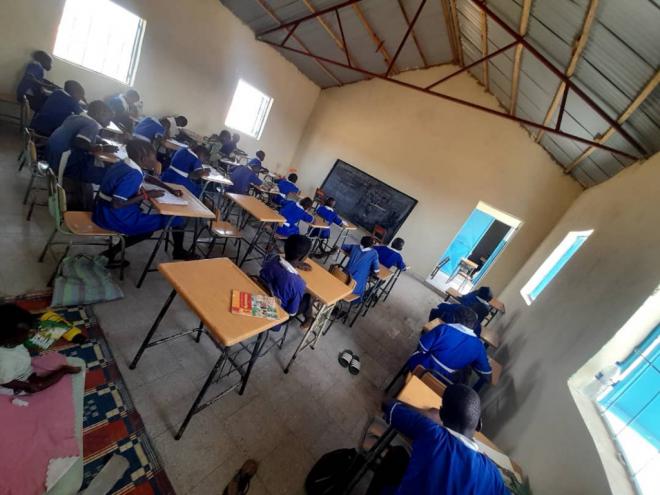 La Comunidad Escolar del Nuryana construye un colegio en Gambia