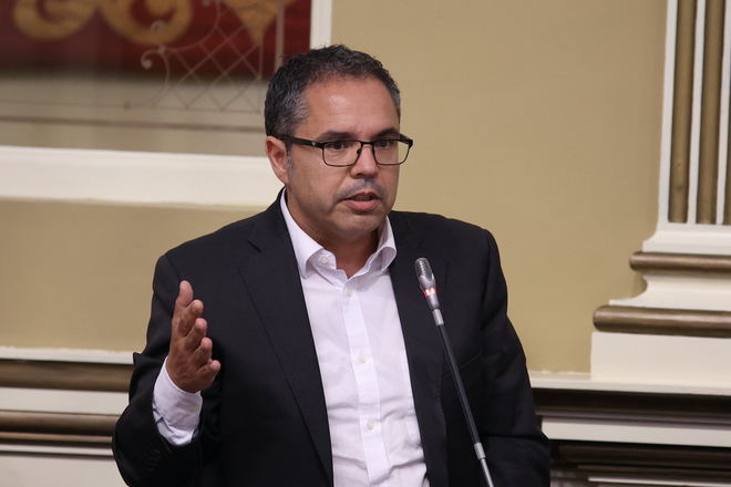 Exigen paralización de sanciones a trabajadores en la huelga de hostelería