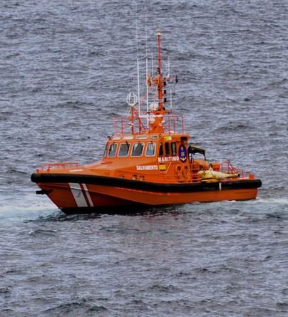 Rescatan a piragüista desaparecido en Arinaga tras alerta de otro deportista