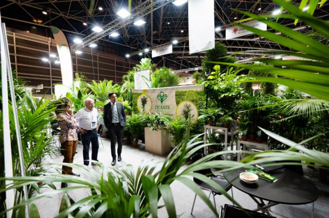 Iberflora: un escaparate para plantas y flores del archipiélago