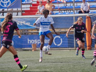 La UDG Tenerife se estrena con un sólido triunfo ante su afición
