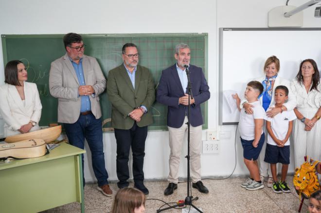 Canarias afronta el inicio de curso con cerca de 236.000 estudiantes