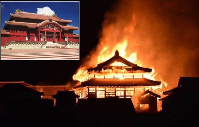 Un incendio devora el legendario castillo de Shuri en Okinawa