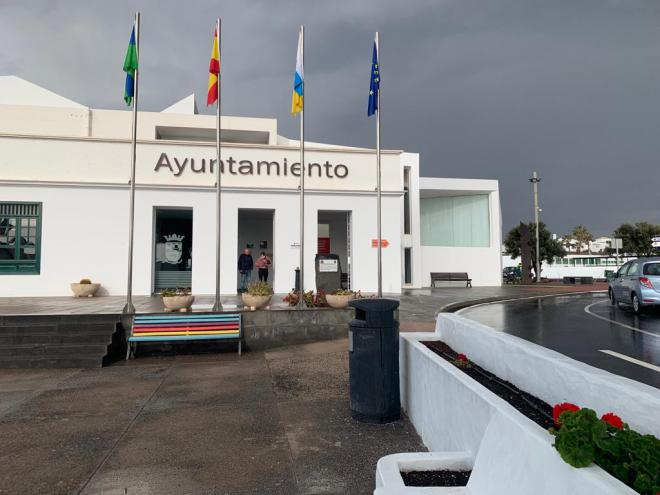 Tías avanza en la inspección tributaria a las empresas que tributen más de un millón de euros