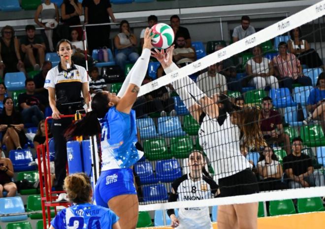 El Arona Voley se ve superado por el poderío del Cuesta Piedra