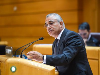 Armas: el Ministro se limita a “leer los papeles que le escribe AENA”