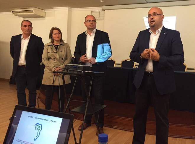 Cabildo y empresarios turísticos analizan la estrategia turística en La Palma