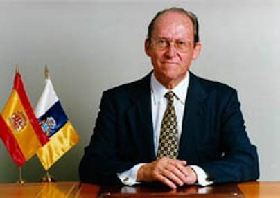 Fallece José Macías, un histórico de la política en Canarias