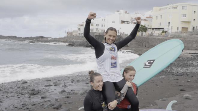 Julieta Rodríguez y Jon Garmendia, campeones de España de Longboard
