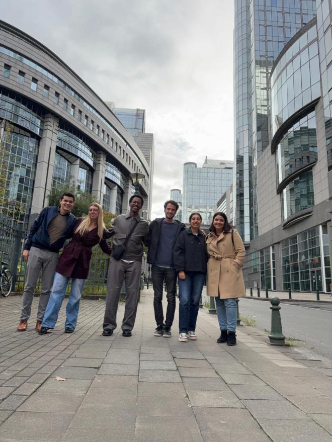 Jóvenes canarios presentan en Bruselas un modelo revolucionario contra el racismo y la exclusión