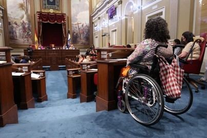 Inauguran el primer Parlamento de mujeres con discapacidad en Canarias