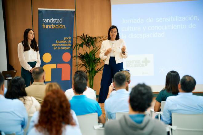 HiperDino impulsa la inclusión laboral con una formación sobre discapacidad para sus gerentes en Gran Canaria
