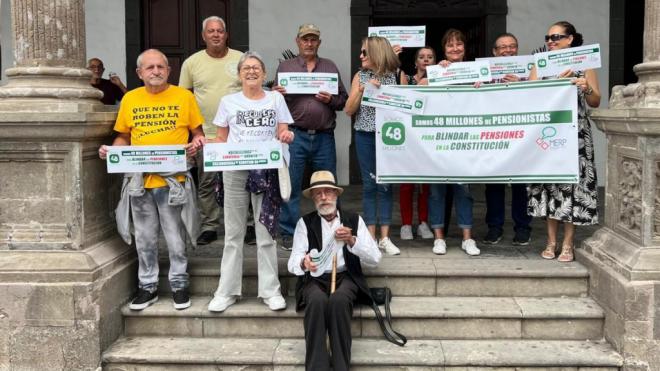 Jóvenes y mayores salen a la calle para Blindar las Pensiones