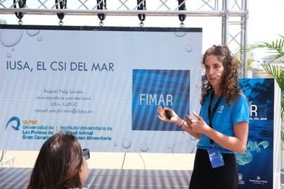 Investigadores abordan microplásticos y ecosistemas marinos