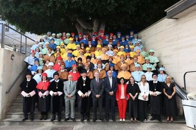 Apertura del Curso 2025-2026 en la ULPGC con homenaje a Fátima Hassouna