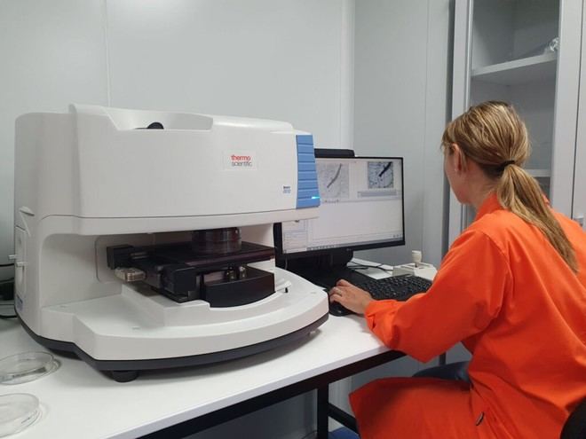 La Universidad de La Laguna lanza un laboratorio para analizar microplásticos en aguas