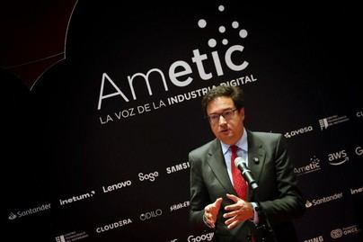 A partir de octubre, las llamadas comerciales deberán usar el prefijo 400