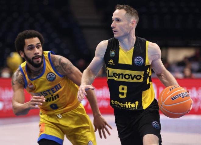 TVC emite la final de la Champions League de baloncesto: Lenovo Tenerife – Unicaja