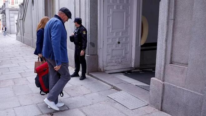 Libertad provisional para Koldo García tras negarse a declarar