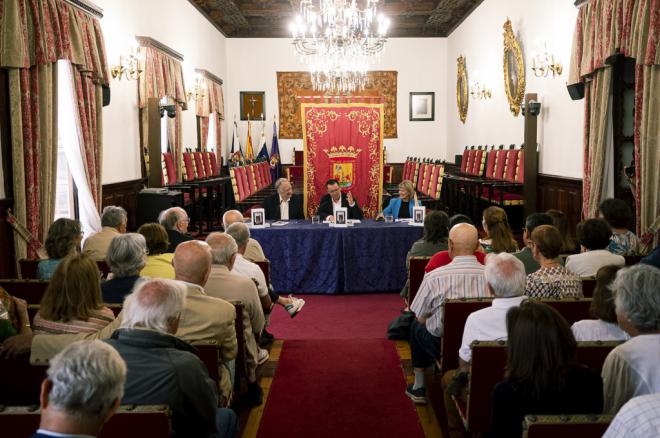 Julio Fajardo presenta nuevo libro sobre su experiencia política al frente de Urbanismo