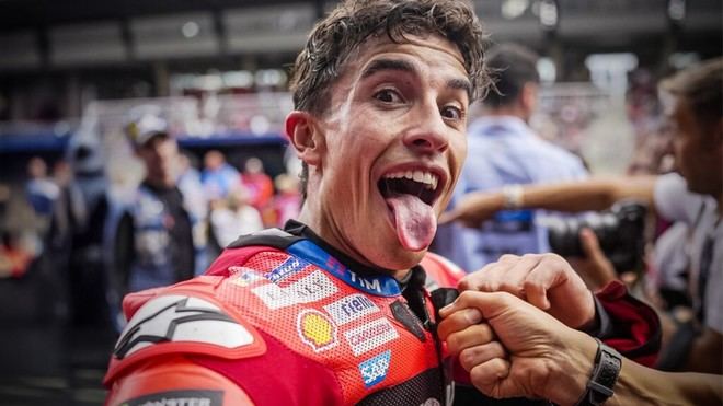 Márquez logra su primera victoria en Austria