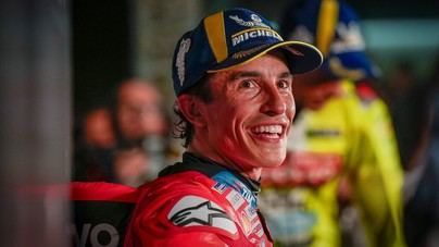 Márquez logra su cuarta victoria consecutiva y retoma el liderato en Qatar