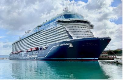 El buque “Mein Schiff Relax” inaugura su temporada en Canarias