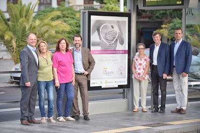 Ámate lleva la iniciativa 'Tenerife Rosa' a las paradas del tranvía