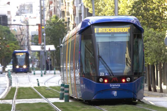 La Línea 1 del tranvía operará hasta Teatro Guimerá durante la carrera Binter Night Run de Santa Cruz