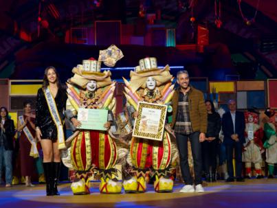 Trapaseros consigue el primer premio en el concurso de Murgas