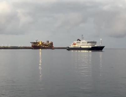 94 pasajeros de 19 nacionalidades han desembarcado del MV Hondius