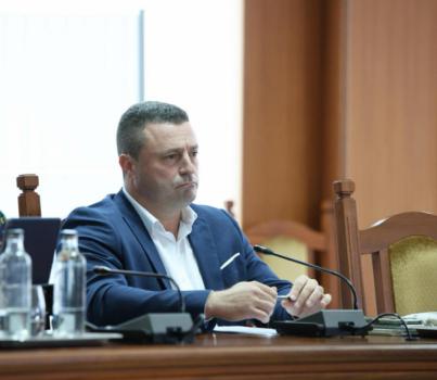 Noda exige a Betancort explicar la eliminación de Planes de Cooperación
