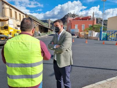 Arrancan las obras de asfaltado de la carretera entre el Puerto de Tazacorte y Argual