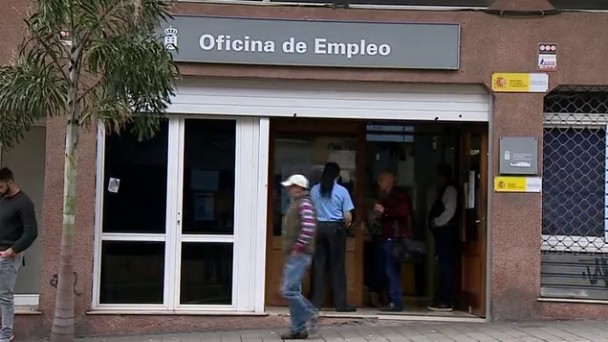 El paro de la eurozona se mantiene en el 8,3%