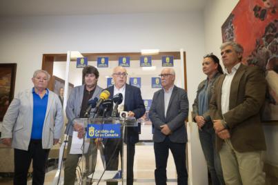 Morales rechaza pesca industrial en Canarias