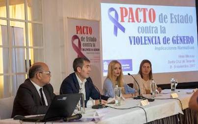Clavijo dice que la violencia de género "no es un asunto individual, sino un asunto de Estado"