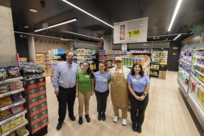 HiperDino supera ya la cifra de 10.000 trabajadores en Canarias