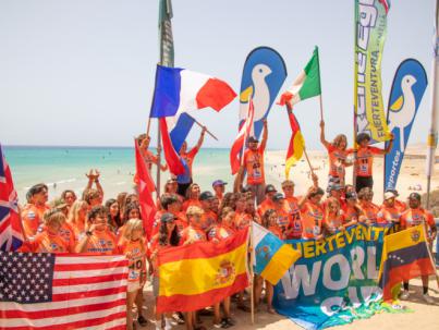Fuerteventura da la bienvenida a la élite del wingfoil mundial