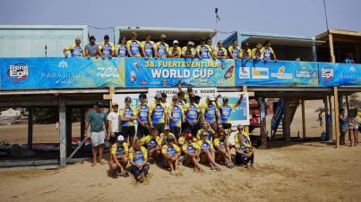 Jenna Gibson encadena dos victorias y Matteo Iachino abre al frente del Slalom X de Fuerteventura