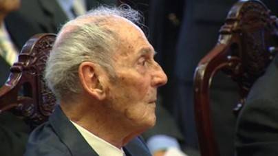 Muere Pedro González