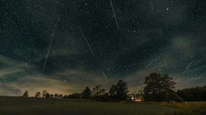 Perseidas 2025: dónde, cómo y cuándo ver la lluvia de estrellas