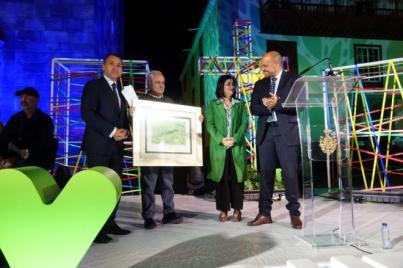 Juan Cruz abre las Fiestas de Mayo con un sentido recuerdo de su juventud en la capital