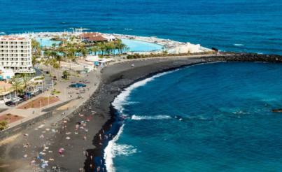 Las patronales turísticas exigen al Gobierno que firme ya con el Estado el traspaso financiero en Costas