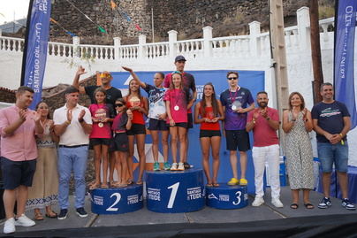 Karim Balli y Raquel Arostegui ganadores de la Travesía a Nado de Santiago del Teide